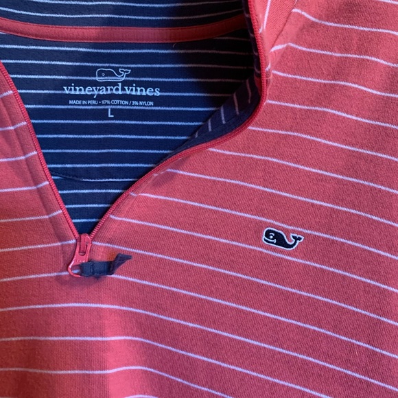 Vineyard Vines pullover size large - Picture 2 of 3